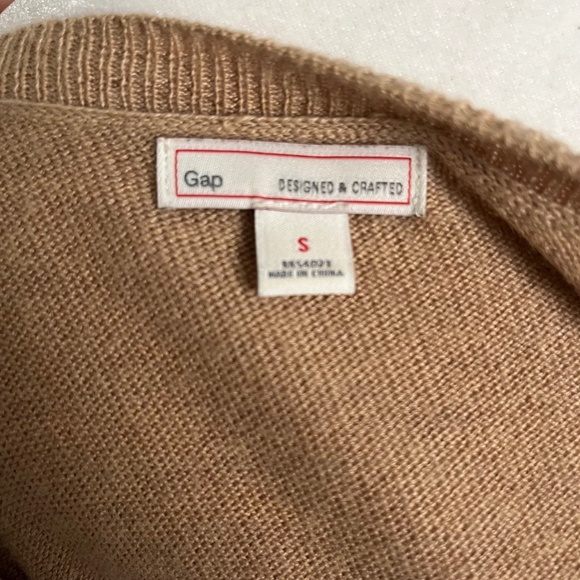 GAP V-Neck Striped Wool Blend Sweater - Picture 3 of 4